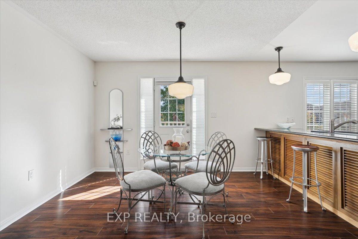 Photo 13 of 949 Hasselfeldt Heights, Milton, Coates — HOMEH