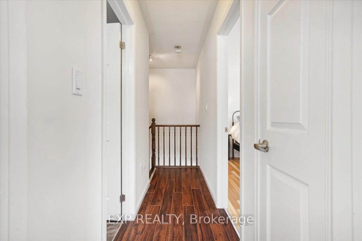 Photo 24 of 949 Hasselfeldt Heights, Milton, Coates — HOMEH
