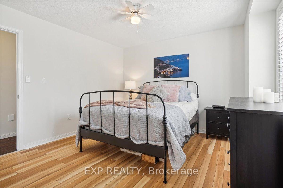 Photo 27 of 949 Hasselfeldt Heights, Milton, Coates — HOMEH