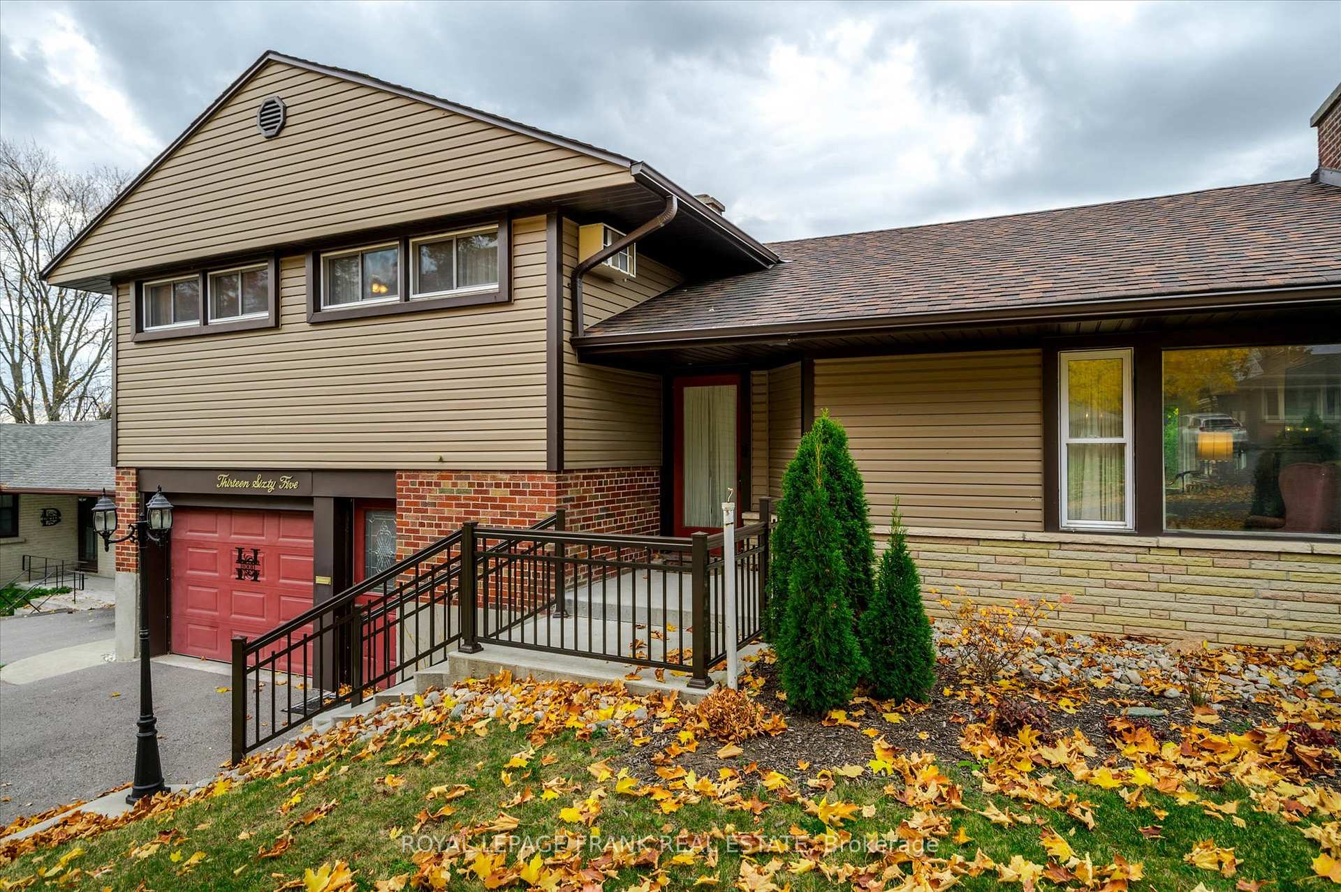 Photo 2 of 1365 Dobbin Avenue, Peterborough, Town Ward 3 — HOMEH