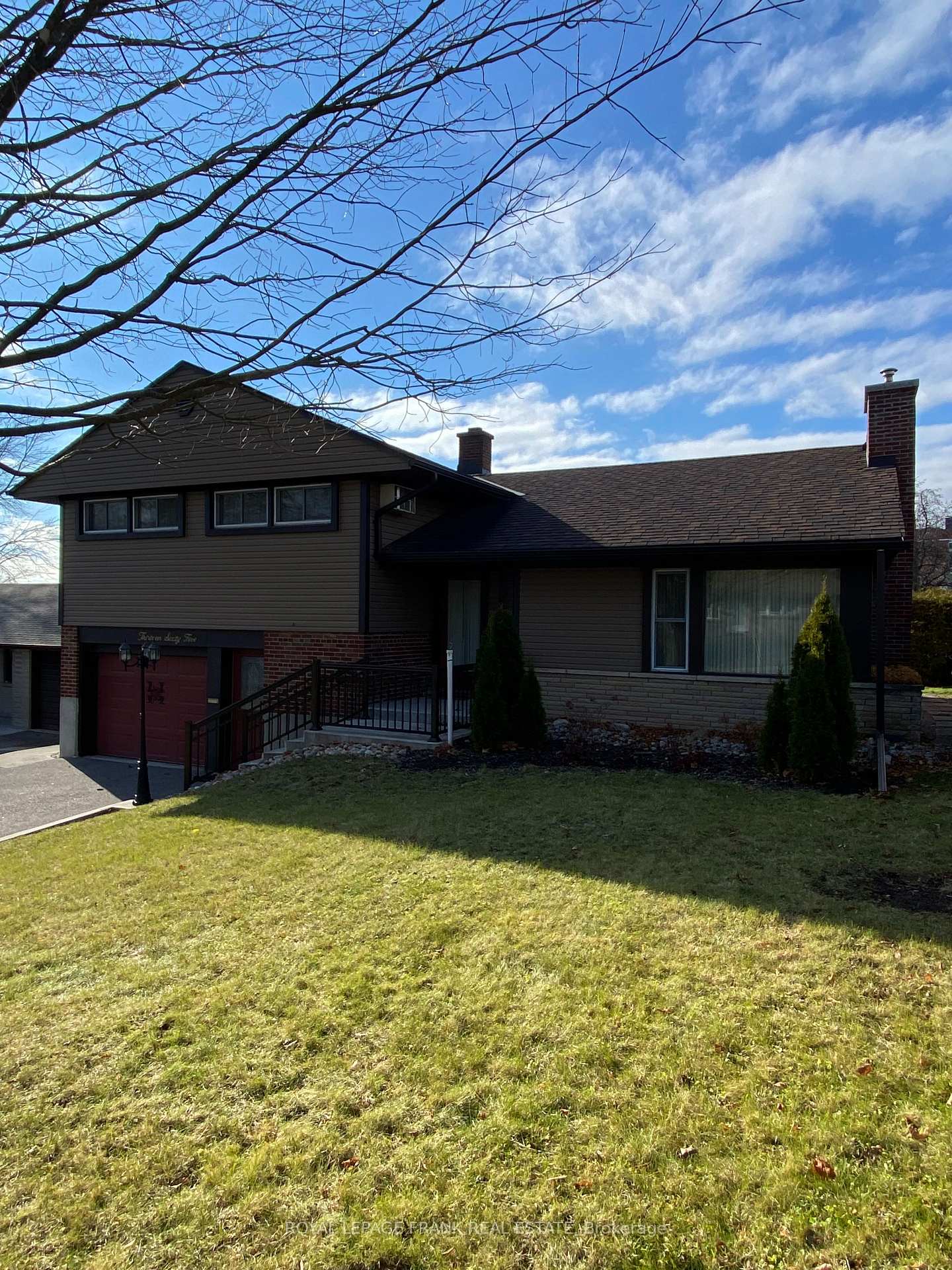 Photo 4 of 1365 Dobbin Avenue, Peterborough, Town Ward 3 — HOMEH