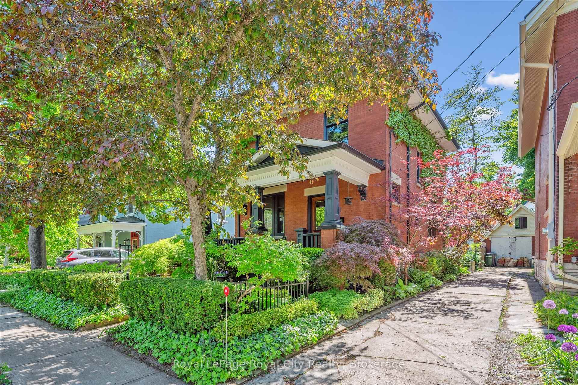 Photo 5 of 54 Clinton Street, Guelph, Downtown — HOMEH