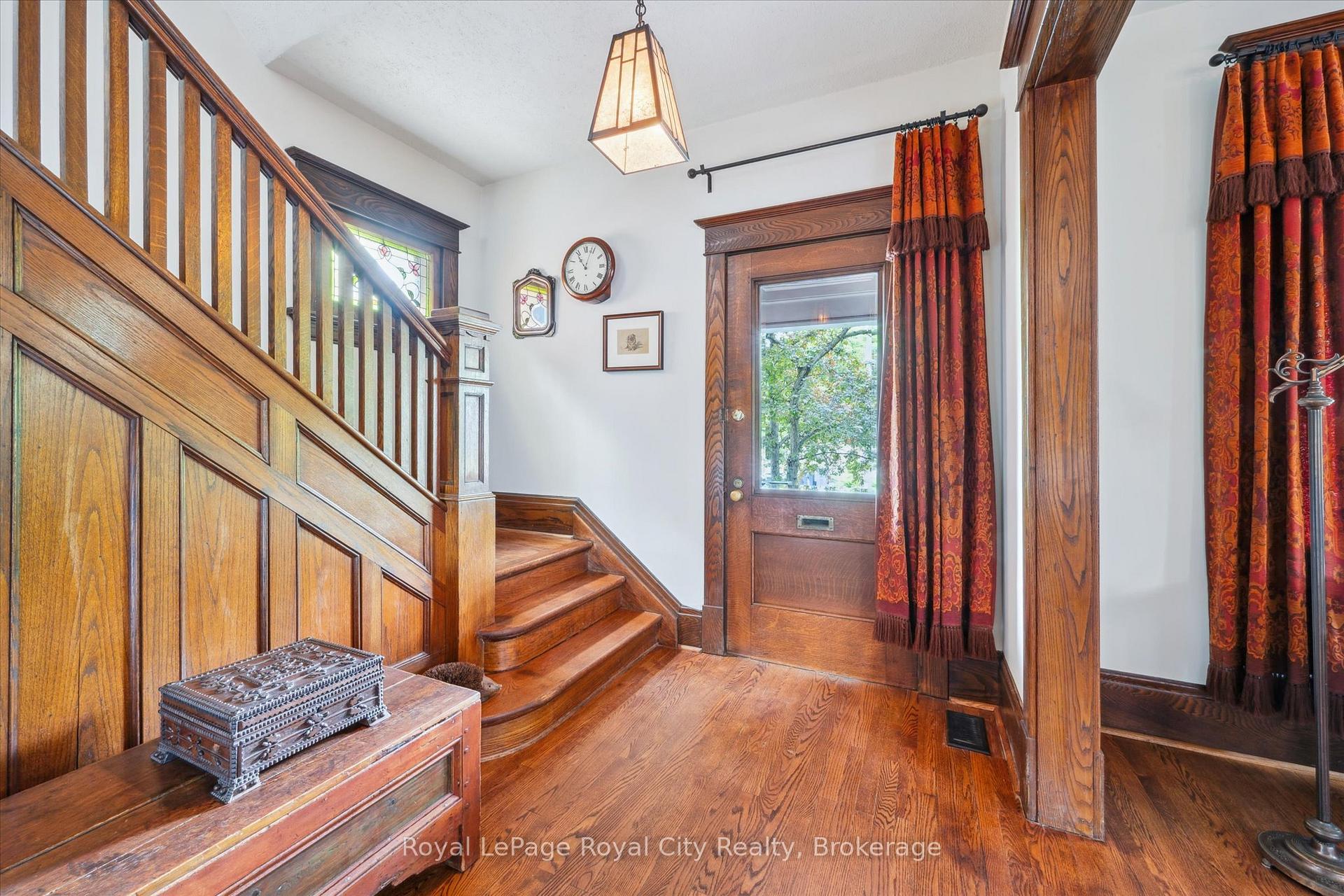 Photo 11 of 54 Clinton Street, Guelph, Downtown — HOMEH