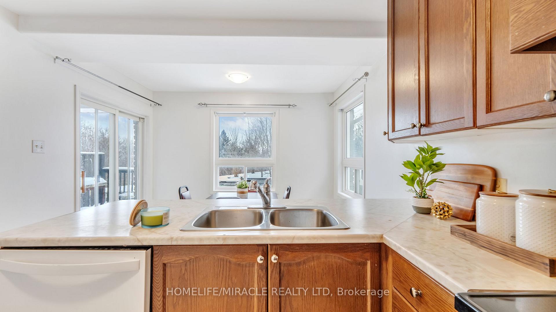 Photo 17 of 448 Abound Crescent, Peterborough, Ashburnham Ward 4 — HOMEH