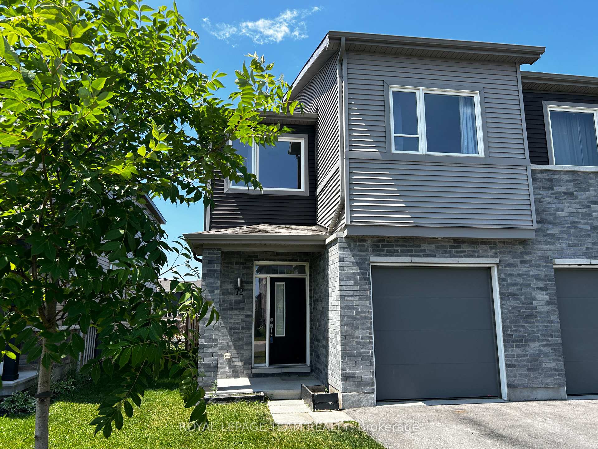Photo 1 of 72 Riddell Street, Carleton Place — HOMEH
