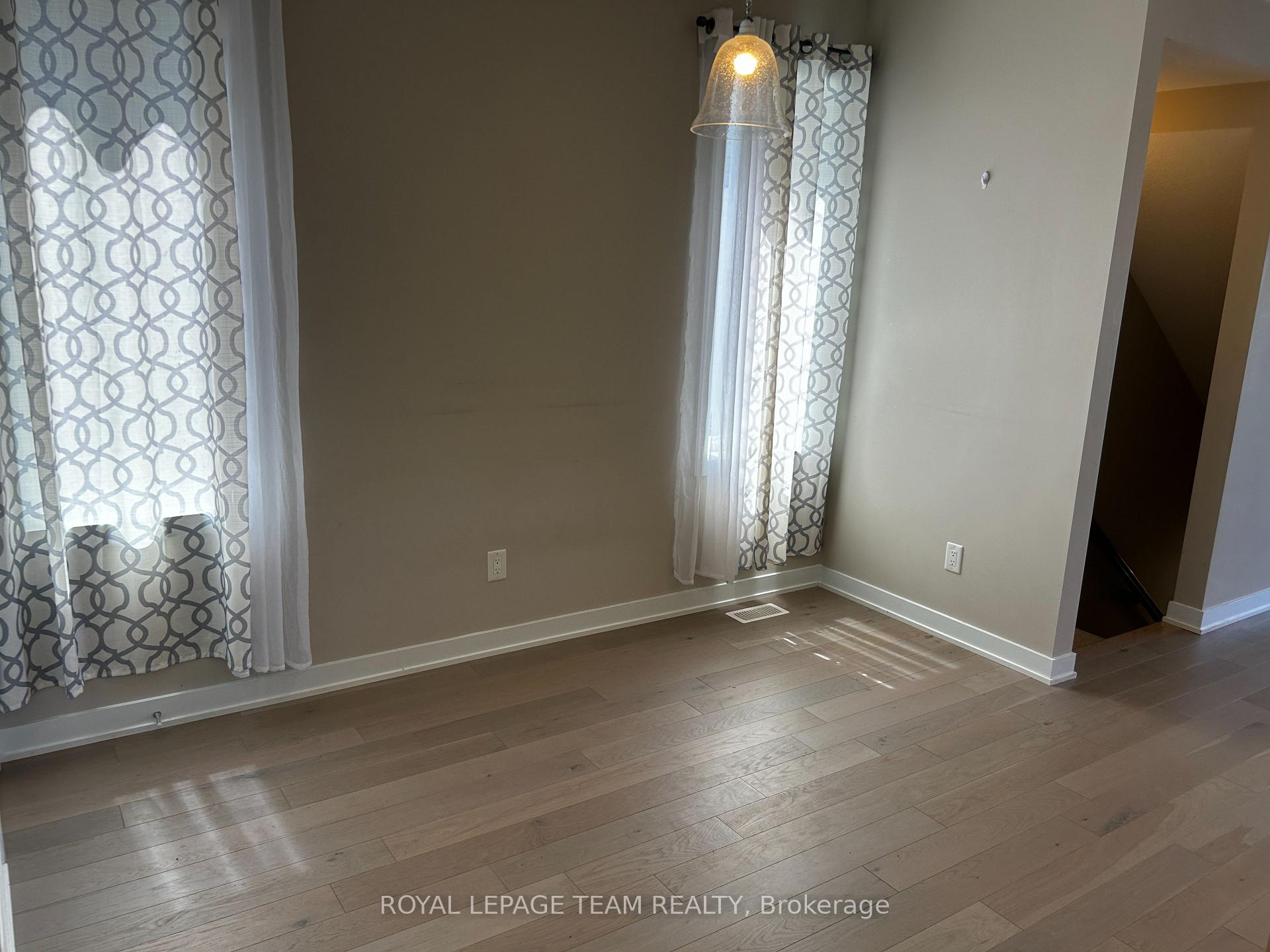 Photo 3 of 72 Riddell Street, Carleton Place — HOMEH