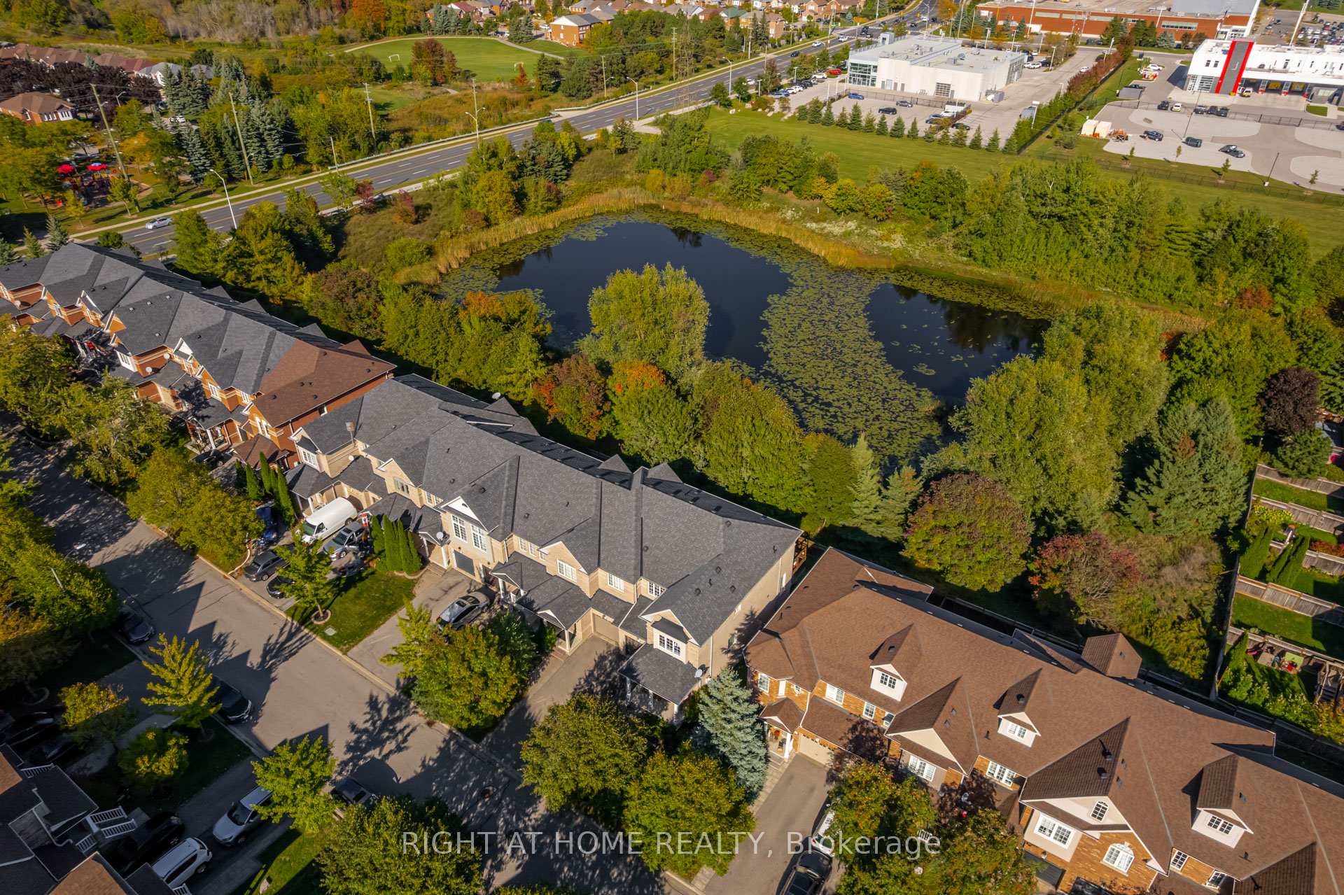 Photo 2 of 94 Limeridge Street, Aurora, Bayview Wellington — HOMEH