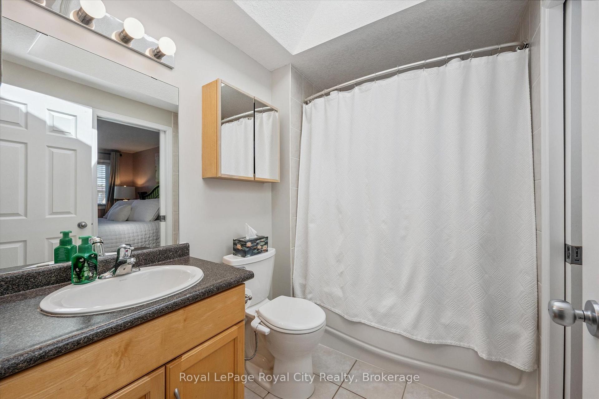 Photo 25 of 3 Warren Street N, Guelph, Grange Road — HOMEH