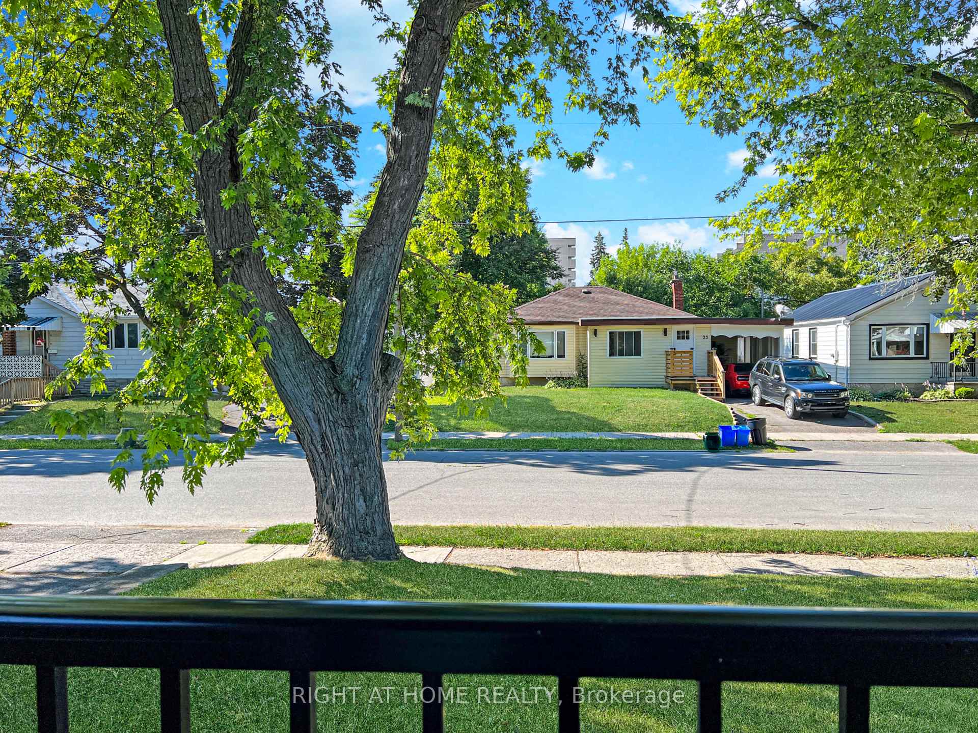 Photo 3 of 26 Montgomery Boulevard, Belleville, Belleville Ward — HOMEH