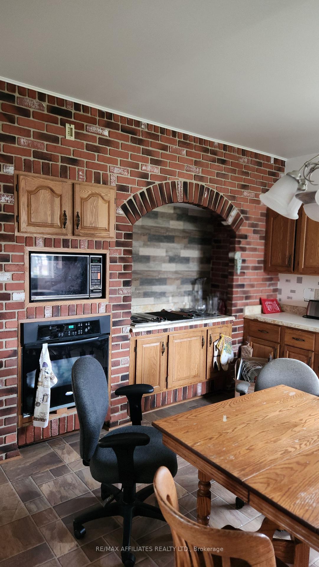 Photo 14 of 4105 Talbot Street, Ottawa, Vernon — HOMEH