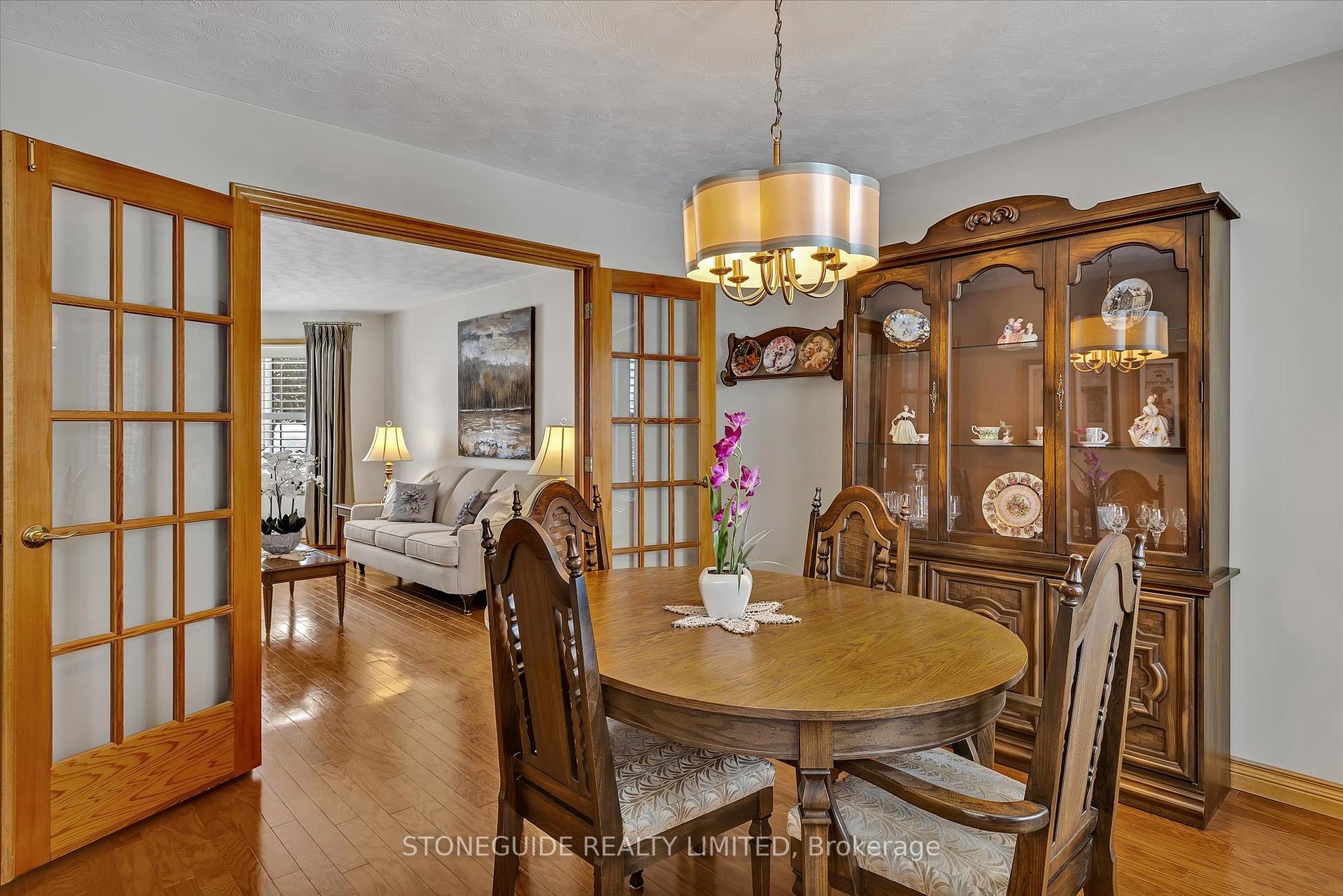 Photo 8 of 1910 Mapleridge Drive, Peterborough, Monaghan Ward 2 — HOMEH