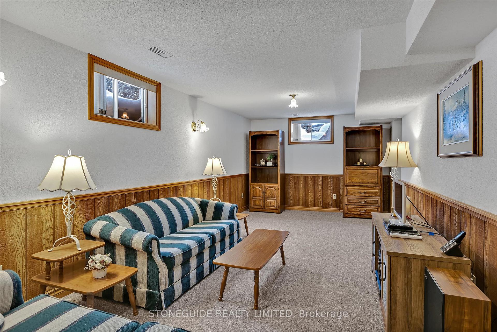 Photo 31 of 1910 Mapleridge Drive, Peterborough, Monaghan Ward 2 — HOMEH