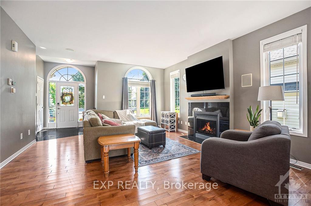 Photo 7 of 6912 Mary Anne Drive, Ottawa, Greely — HOMEH