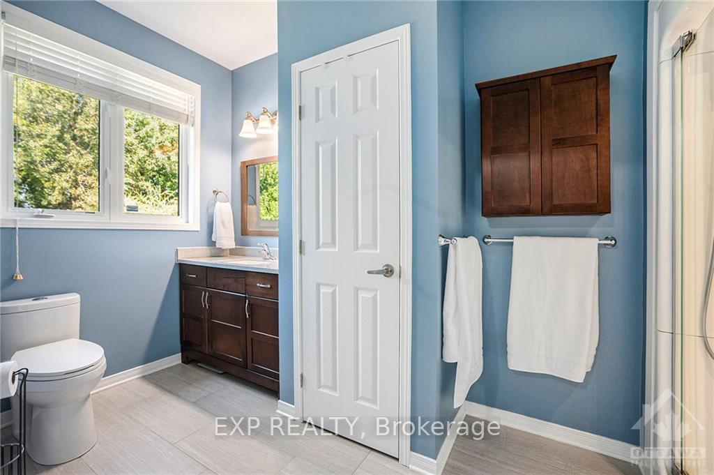 Photo 17 of 6912 Mary Anne Drive, Ottawa, Greely — HOMEH