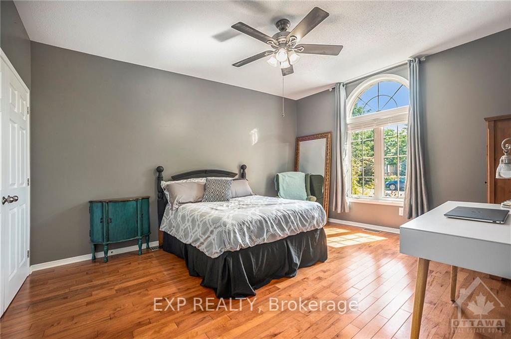 Photo 18 of 6912 Mary Anne Drive, Ottawa, Greely — HOMEH