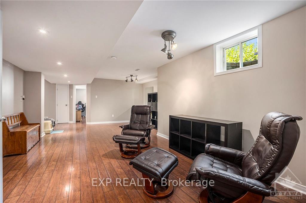 Photo 23 of 6912 Mary Anne Drive, Ottawa, Greely — HOMEH