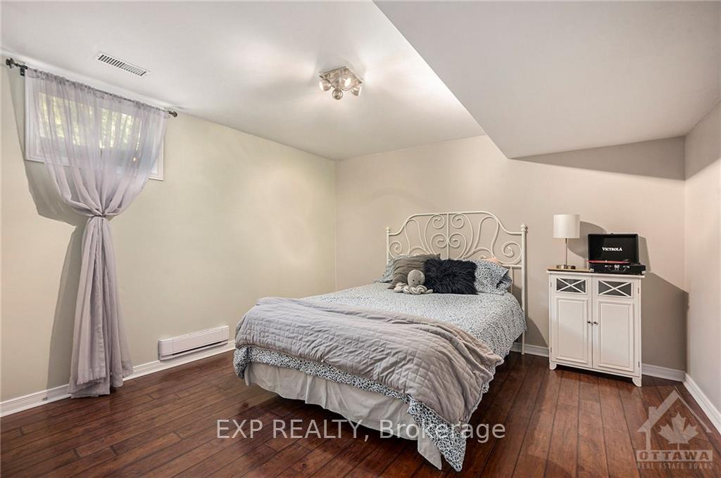 Photo 26 of 6912 Mary Anne Drive, Ottawa, Greely — HOMEH