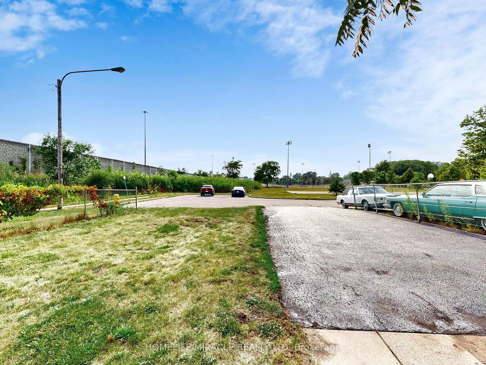 Photo 6 of 1 Tudor Avenue, Ajax, Central — HOMEH