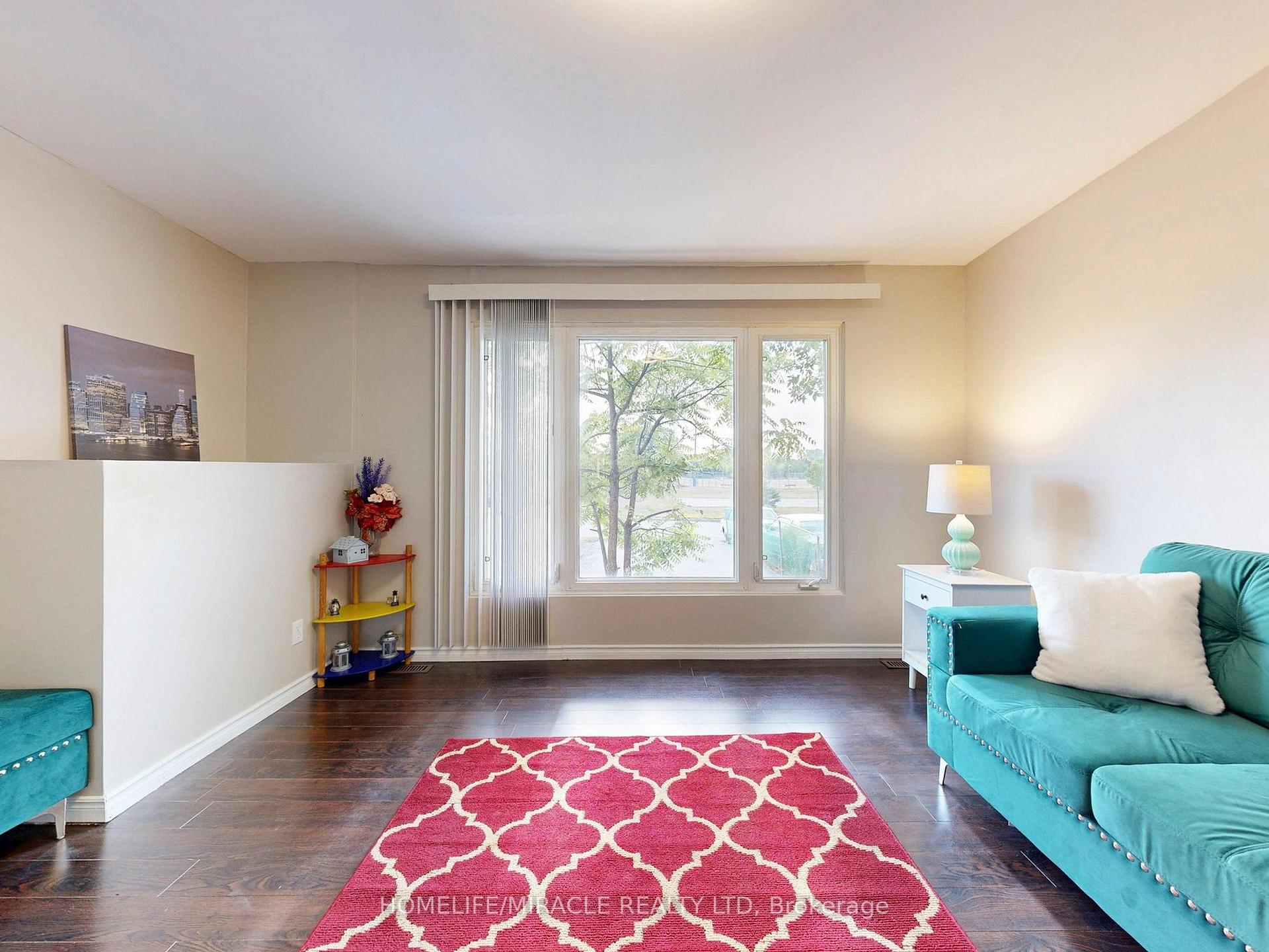 Photo 12 of 1 Tudor Avenue, Ajax, Central — HOMEH