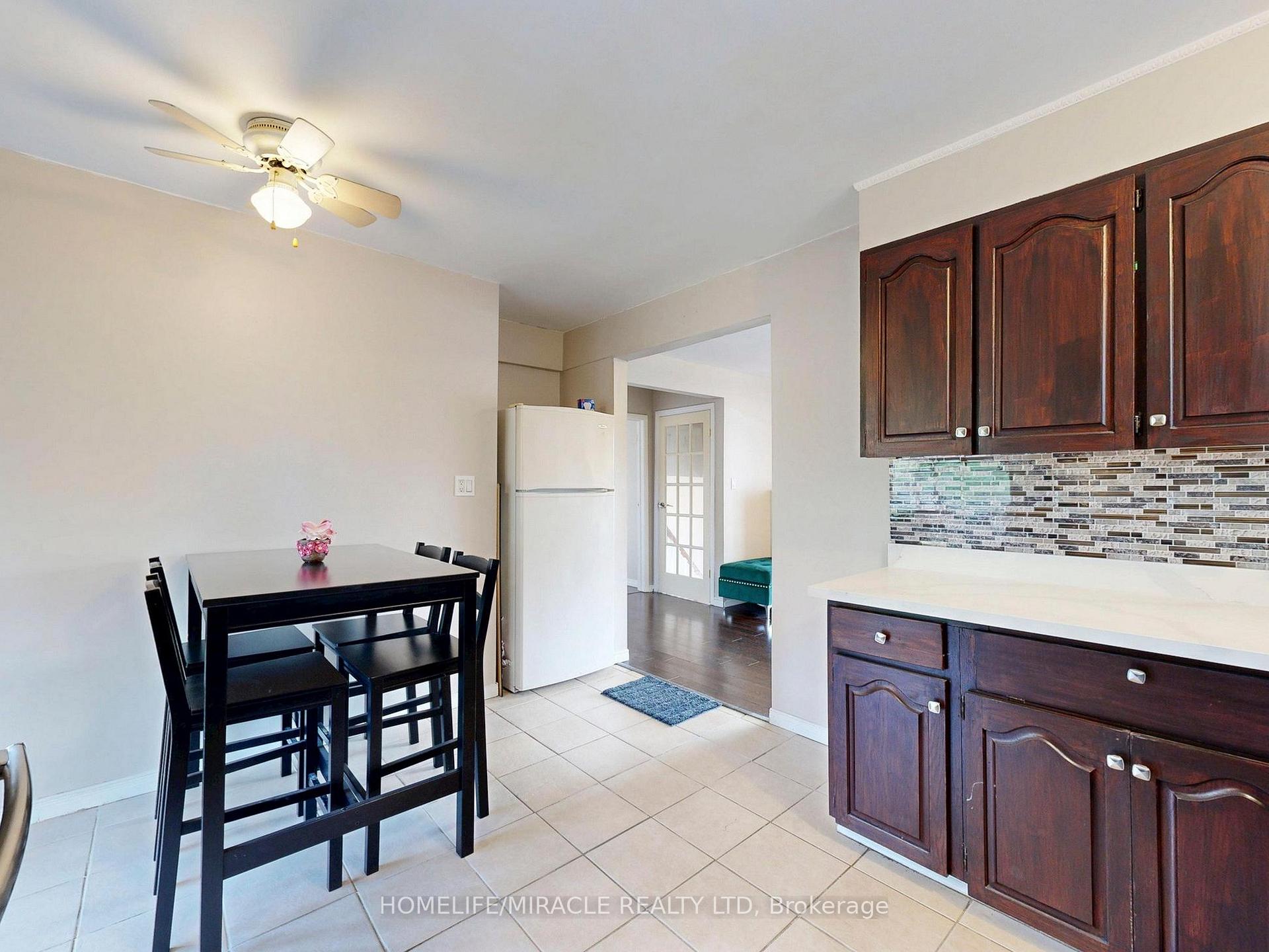 Photo 10 of 1 Tudor Avenue, Ajax, Central — HOMEH