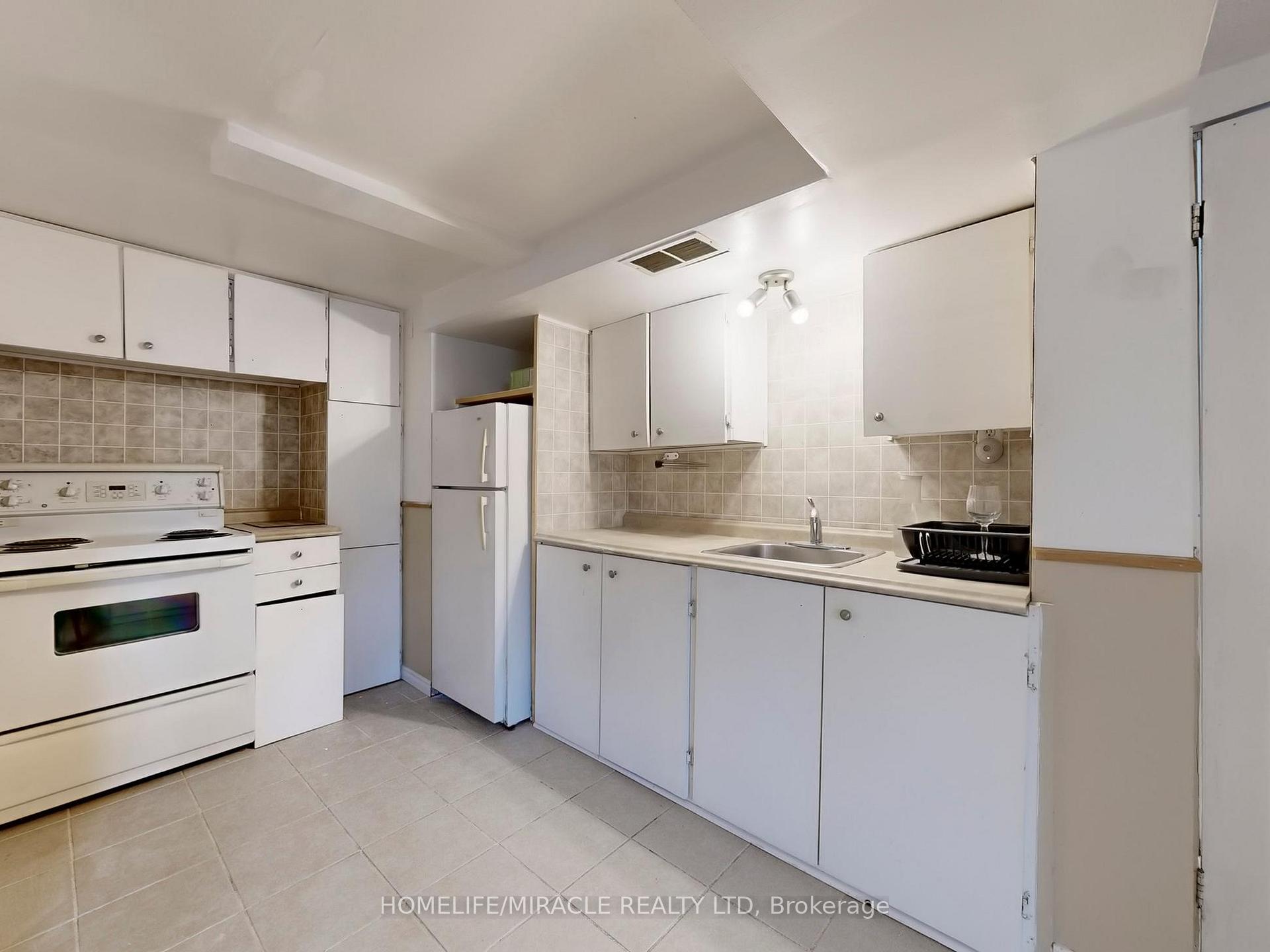 Photo 31 of 1 Tudor Avenue, Ajax, Central — HOMEH