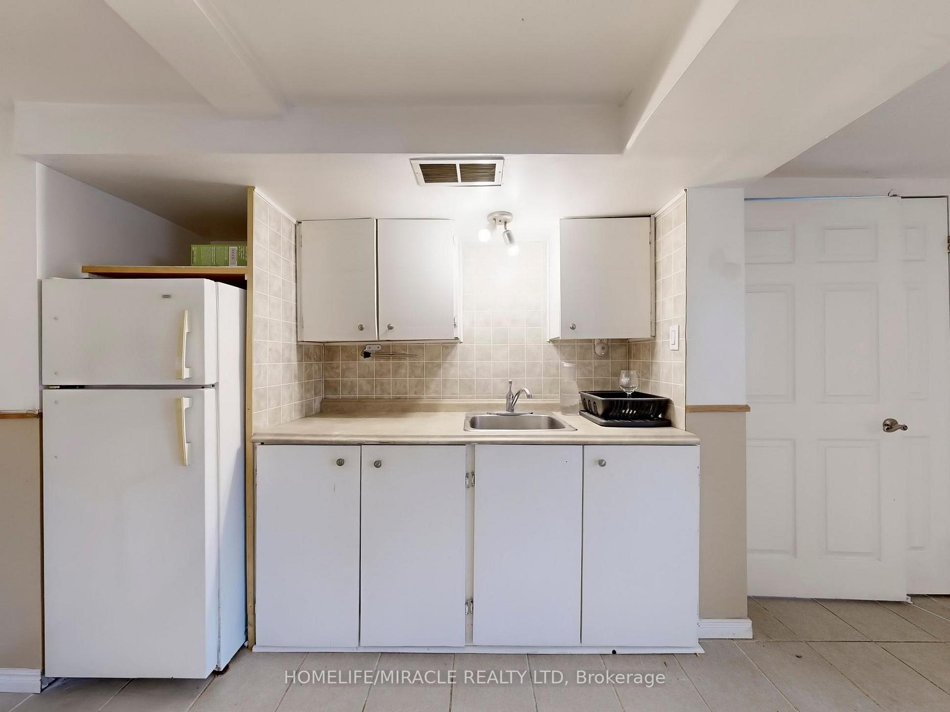 Photo 32 of 1 Tudor Avenue, Ajax, Central — HOMEH