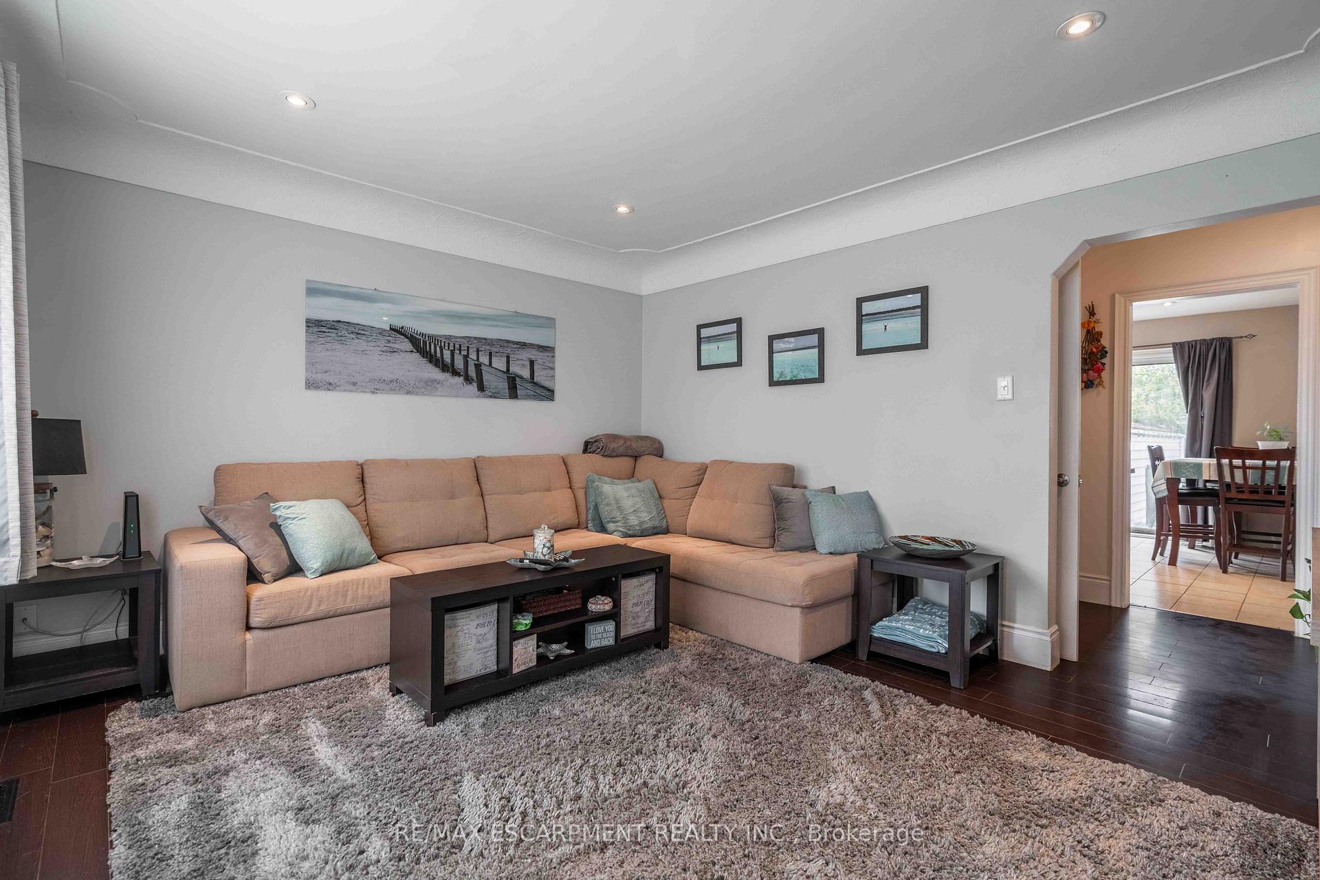 Photo 5 of 333 Osborne Street, Hamilton, McQuesten — HOMEH
