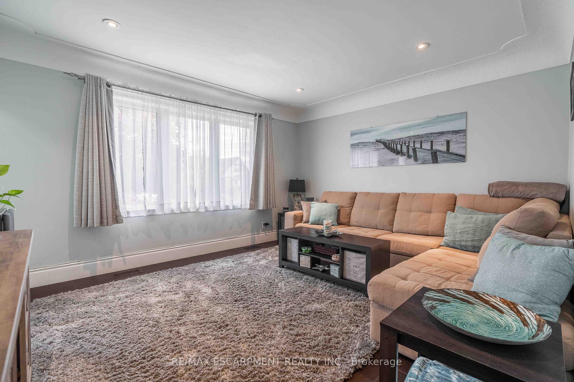 Photo 7 of 333 Osborne Street, Hamilton, McQuesten — HOMEH