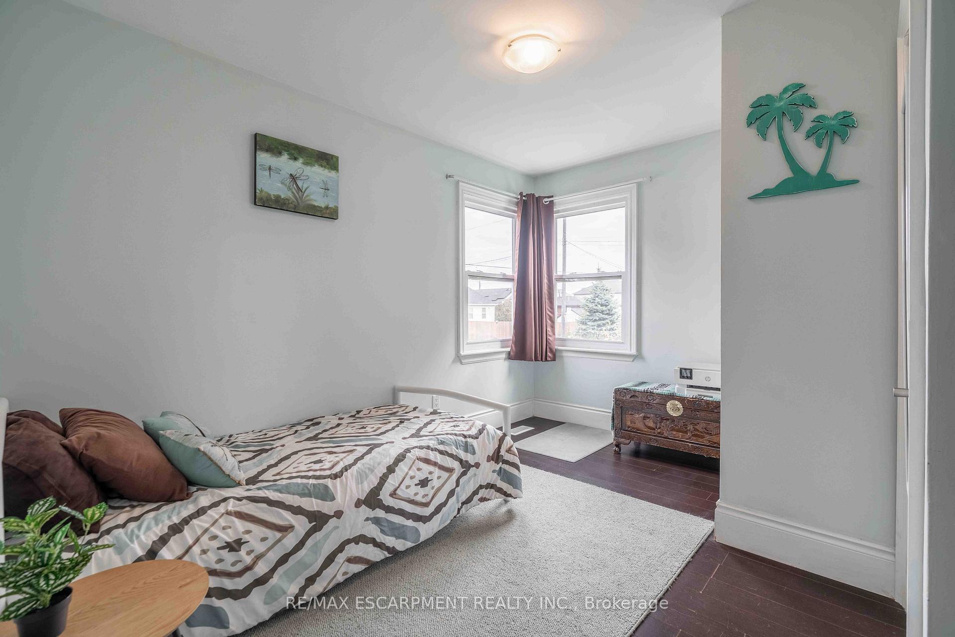 Photo 16 of 333 Osborne Street, Hamilton, McQuesten — HOMEH