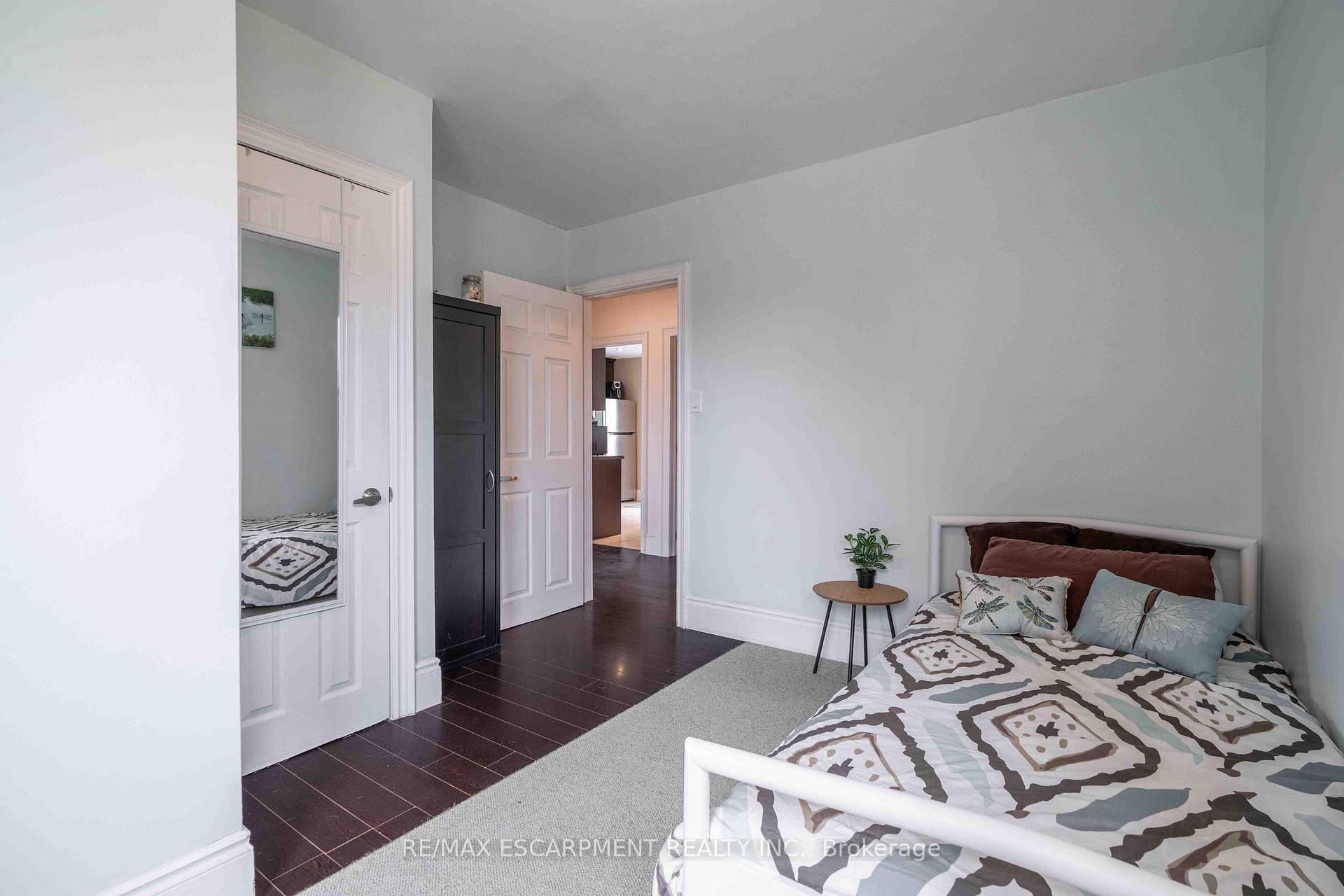 Photo 17 of 333 Osborne Street, Hamilton, McQuesten — HOMEH