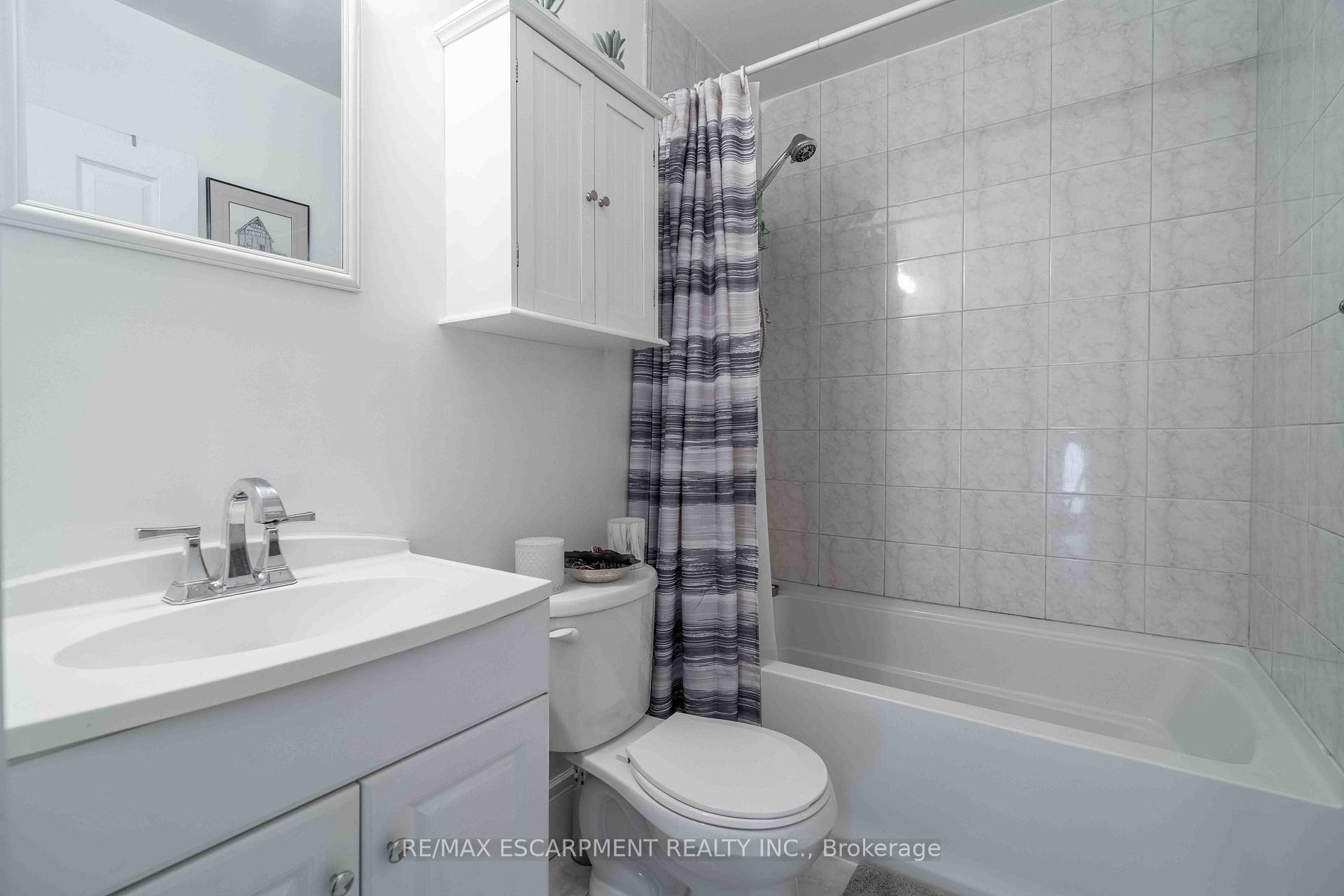 Photo 18 of 333 Osborne Street, Hamilton, McQuesten — HOMEH