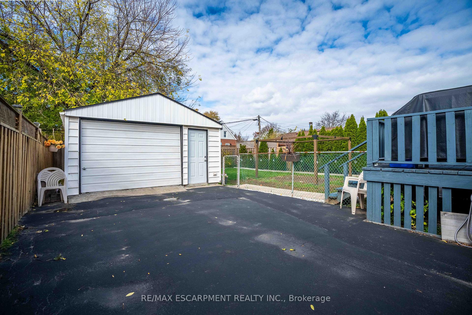 Photo 33 of 333 Osborne Street, Hamilton, McQuesten — HOMEH