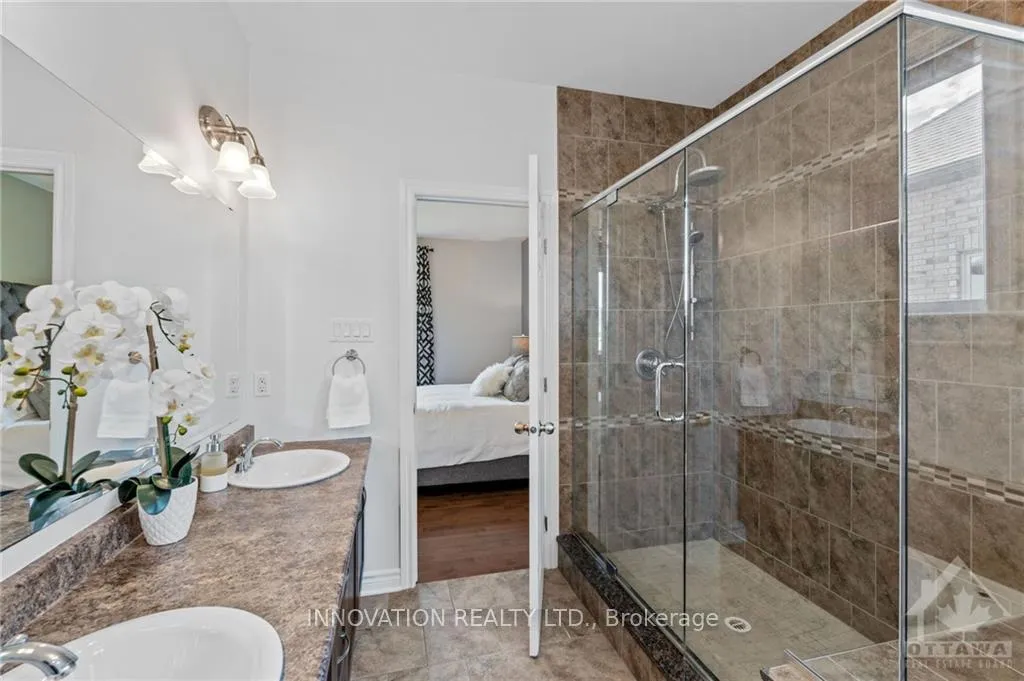 Photo 7 of 7344 Blue Water Crescent, Ottawa, Osgoode Twp North of Reg Rd 6 — HOMEH