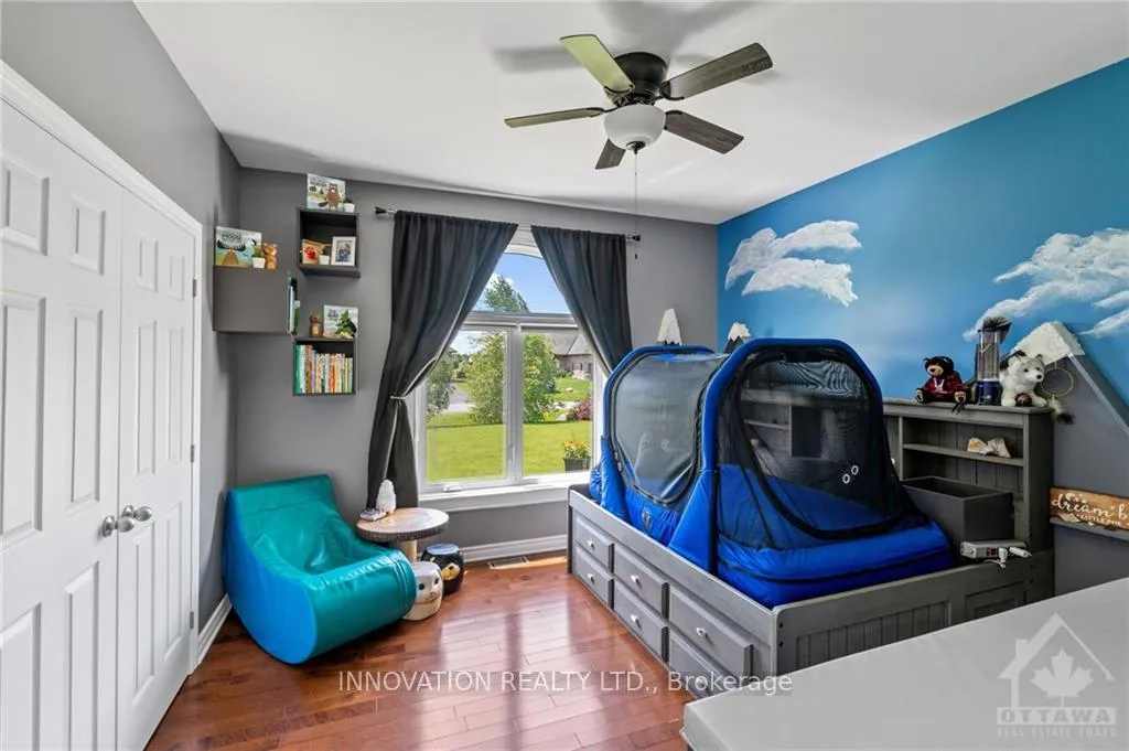 Photo 8 of 7344 Blue Water Crescent, Ottawa, Osgoode Twp North of Reg Rd 6 — HOMEH