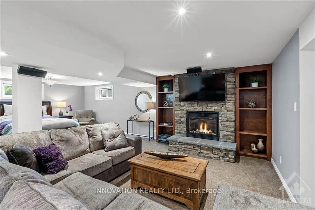 Photo 12 of 7344 Blue Water Crescent, Ottawa, Osgoode Twp North of Reg Rd 6 — HOMEH