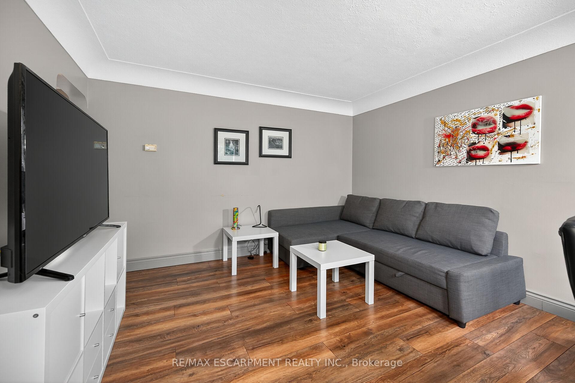 Photo 9 of 49 East 33rd Street, Hamilton, Raleigh — HOMEH
