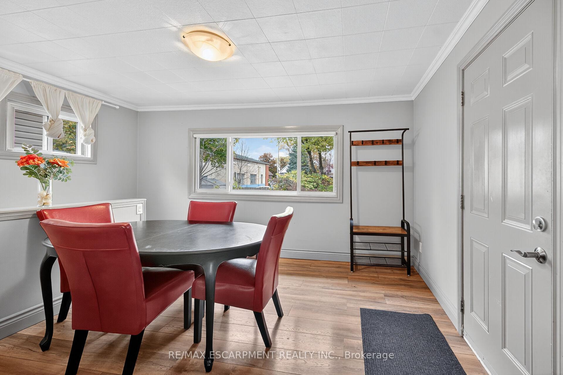 Photo 17 of 49 East 33rd Street, Hamilton, Raleigh — HOMEH