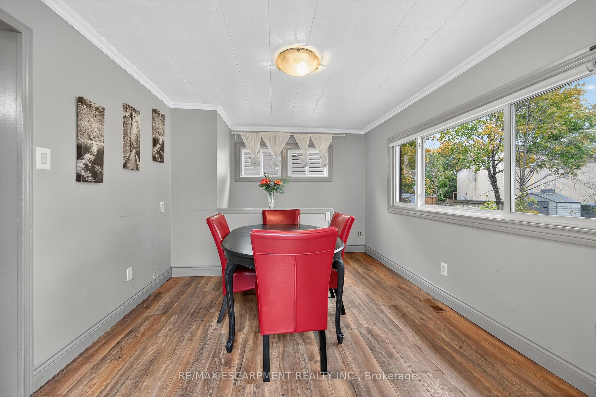 Photo 18 of 49 East 33rd Street, Hamilton, Raleigh — HOMEH