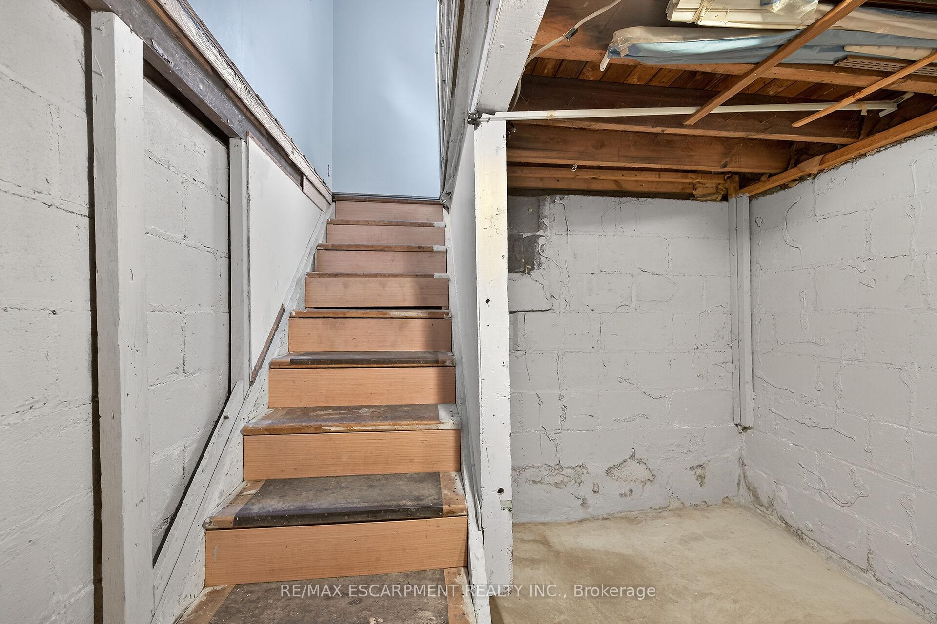 Photo 25 of 49 East 33rd Street, Hamilton, Raleigh — HOMEH