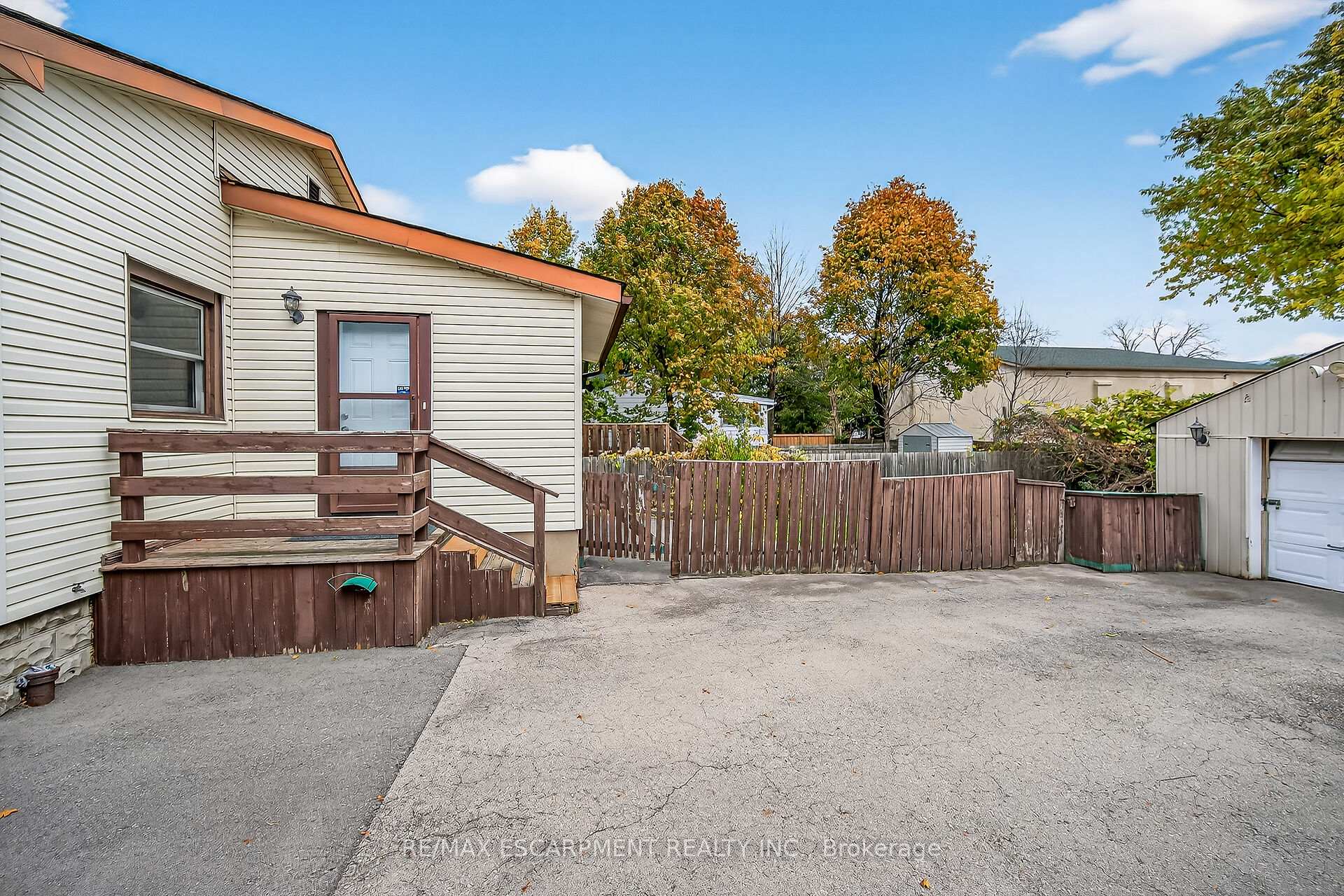 Photo 34 of 49 East 33rd Street, Hamilton, Raleigh — HOMEH