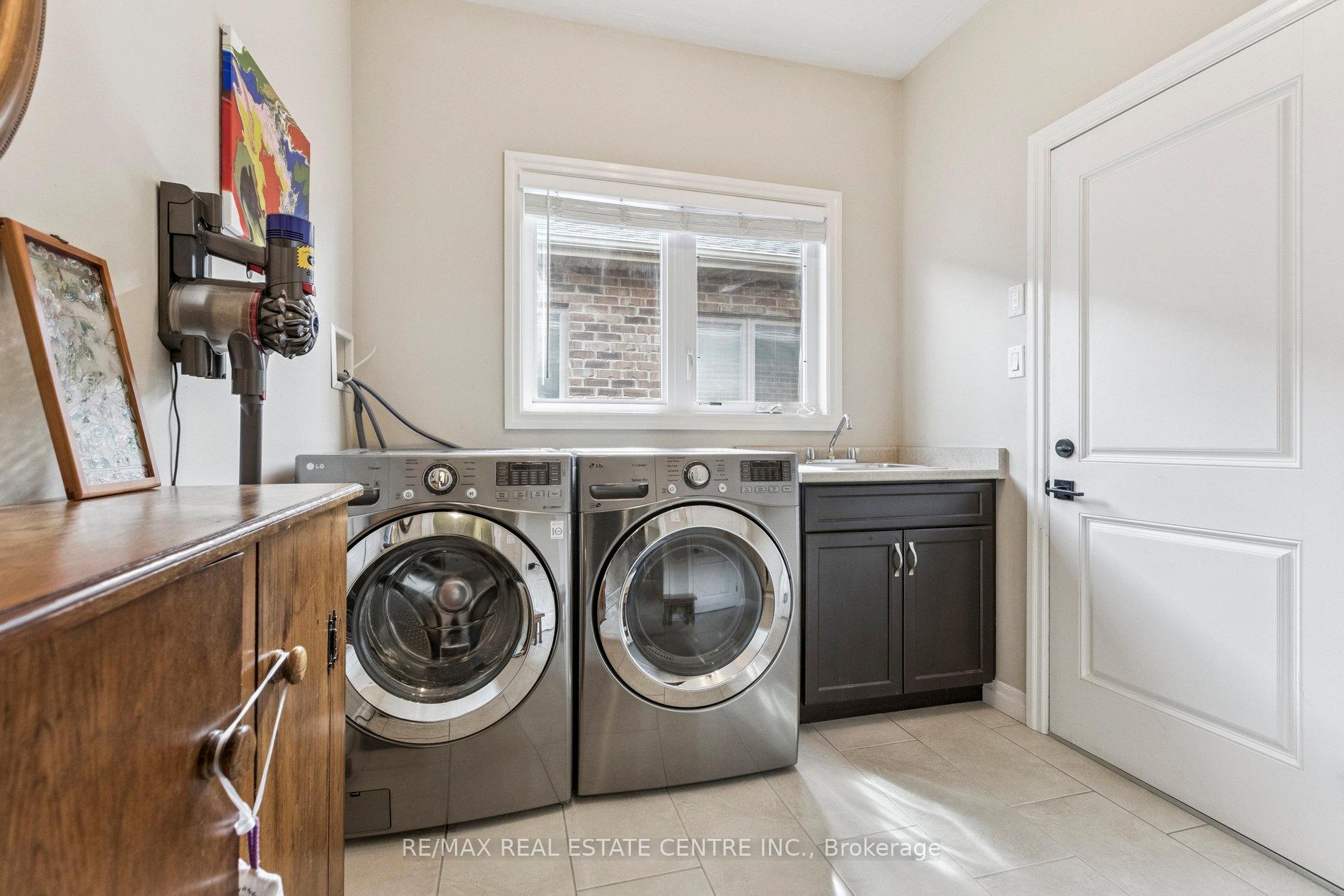 Photo 16 of 73 Law Drive, Guelph, Grange Road — HOMEH