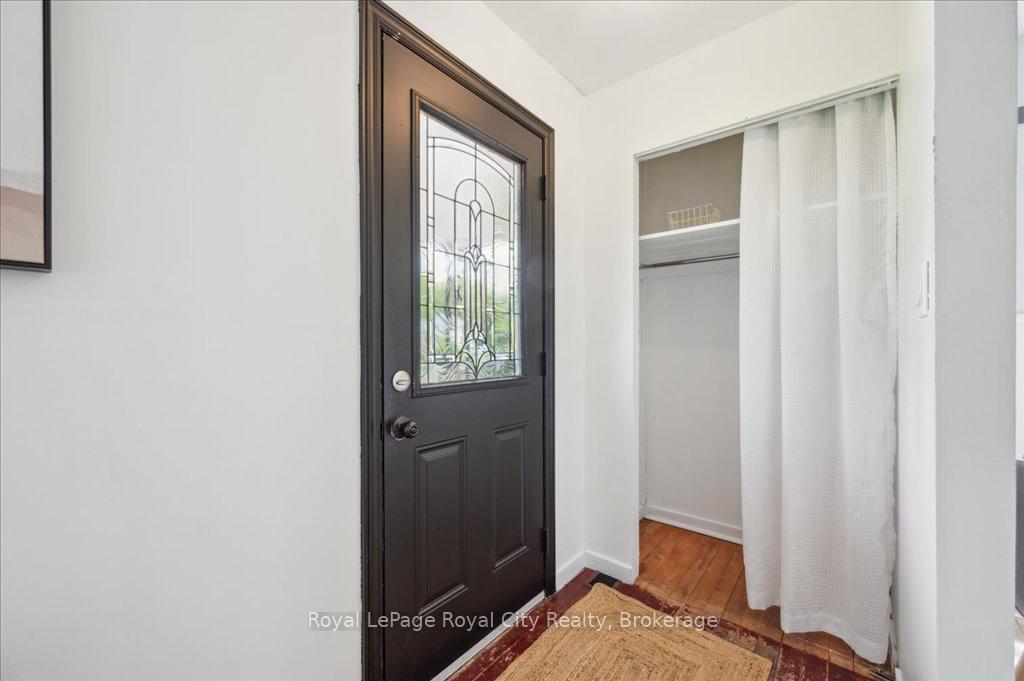 Photo 5 of 127 Memorial Crescent, Guelph, Junction/Onward Willow — HOMEH