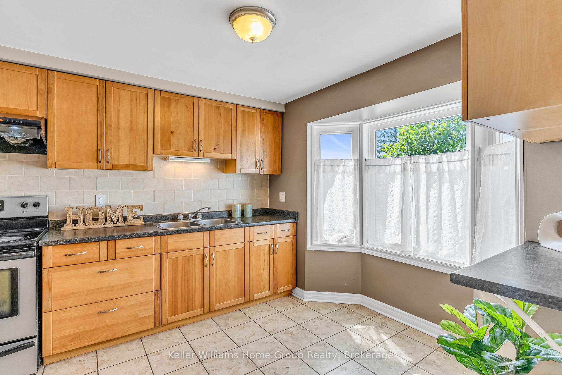 Photo 11 of 138 Cole Road, Guelph, Kortright West — HOMEH