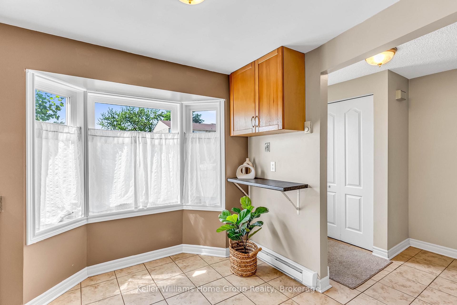 Photo 13 of 138 Cole Road, Guelph, Kortright West — HOMEH