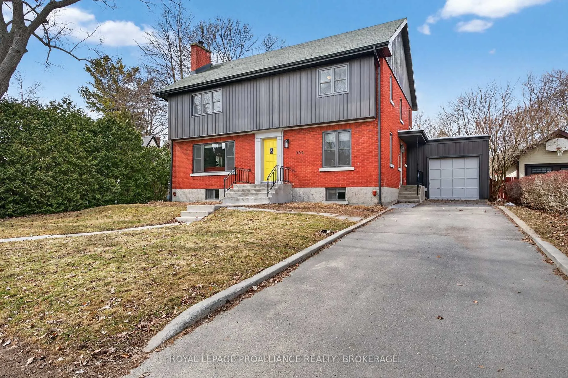 Photo 3 of 304 Willingdon Avenue, Kingston, Central City East — HOMEH