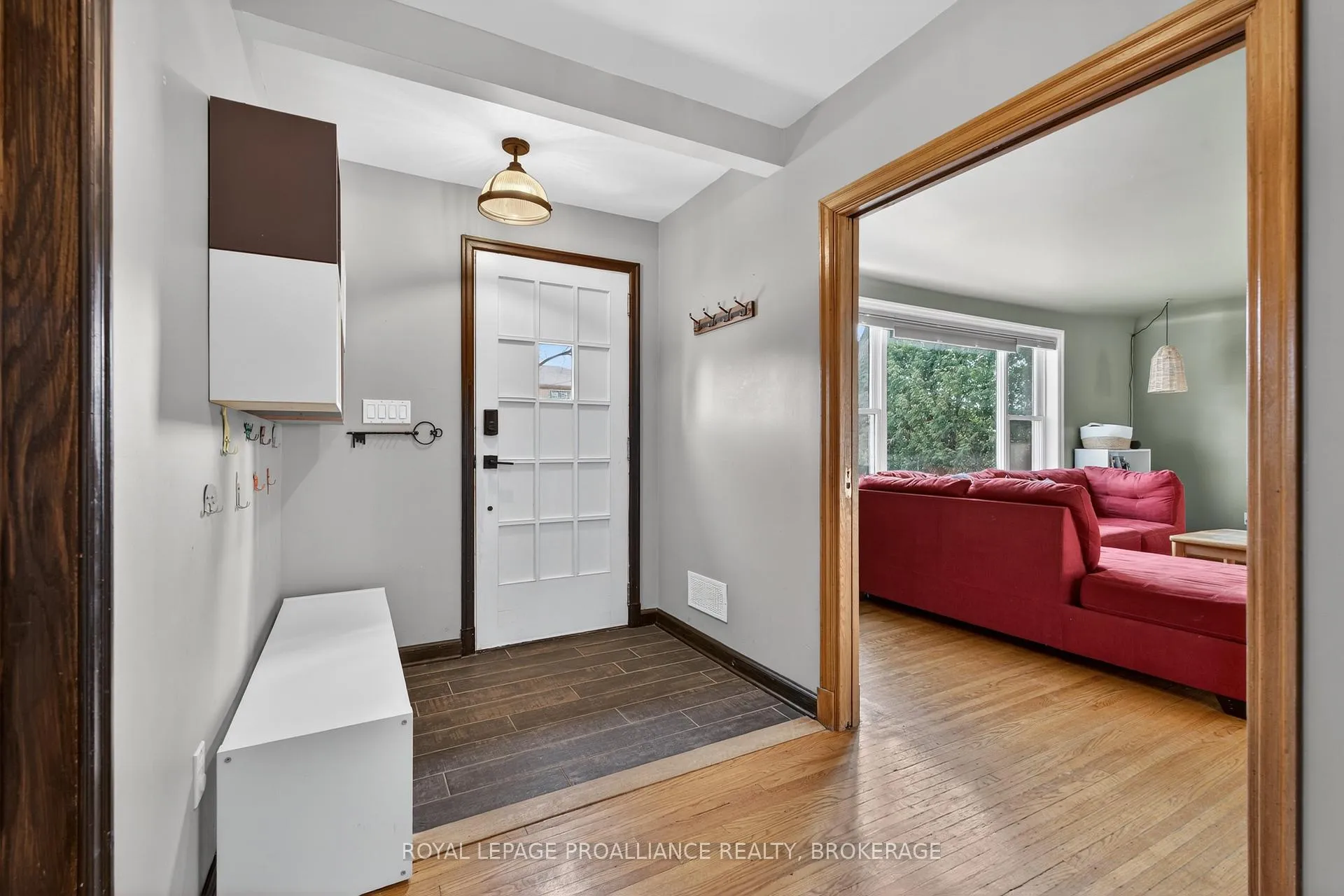 Photo 5 of 304 Willingdon Avenue, Kingston, Central City East — HOMEH
