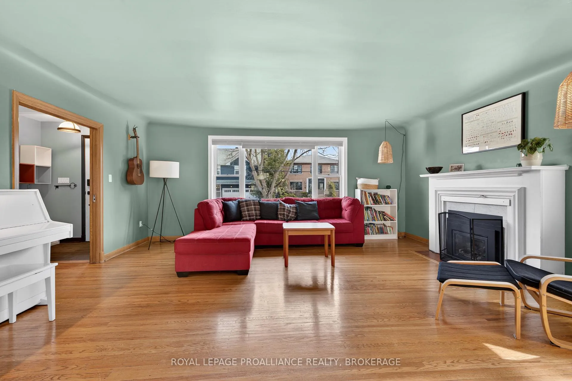 Photo 8 of 304 Willingdon Avenue, Kingston, Central City East — HOMEH