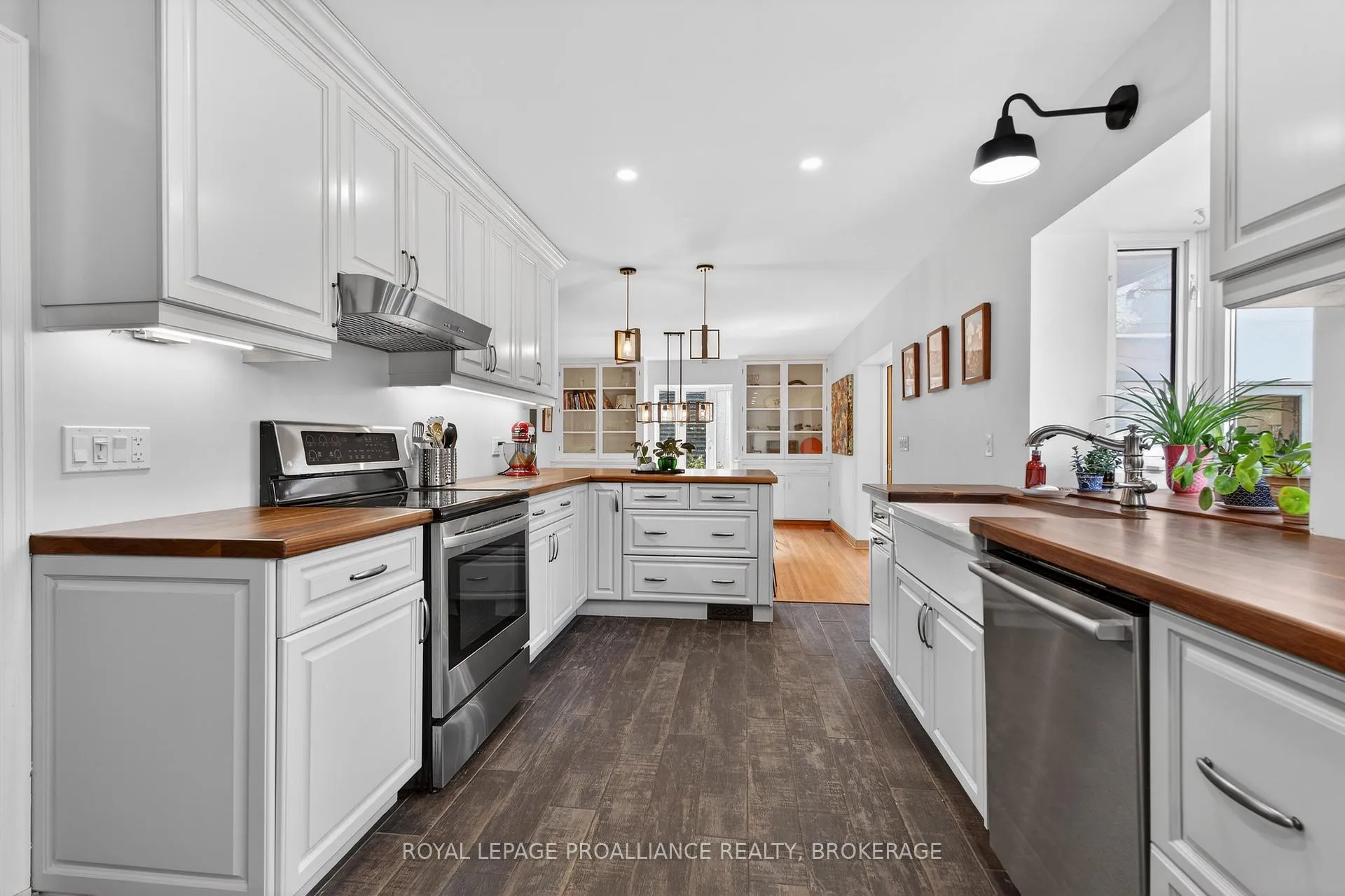 Photo 19 of 304 Willingdon Avenue, Kingston, Central City East — HOMEH