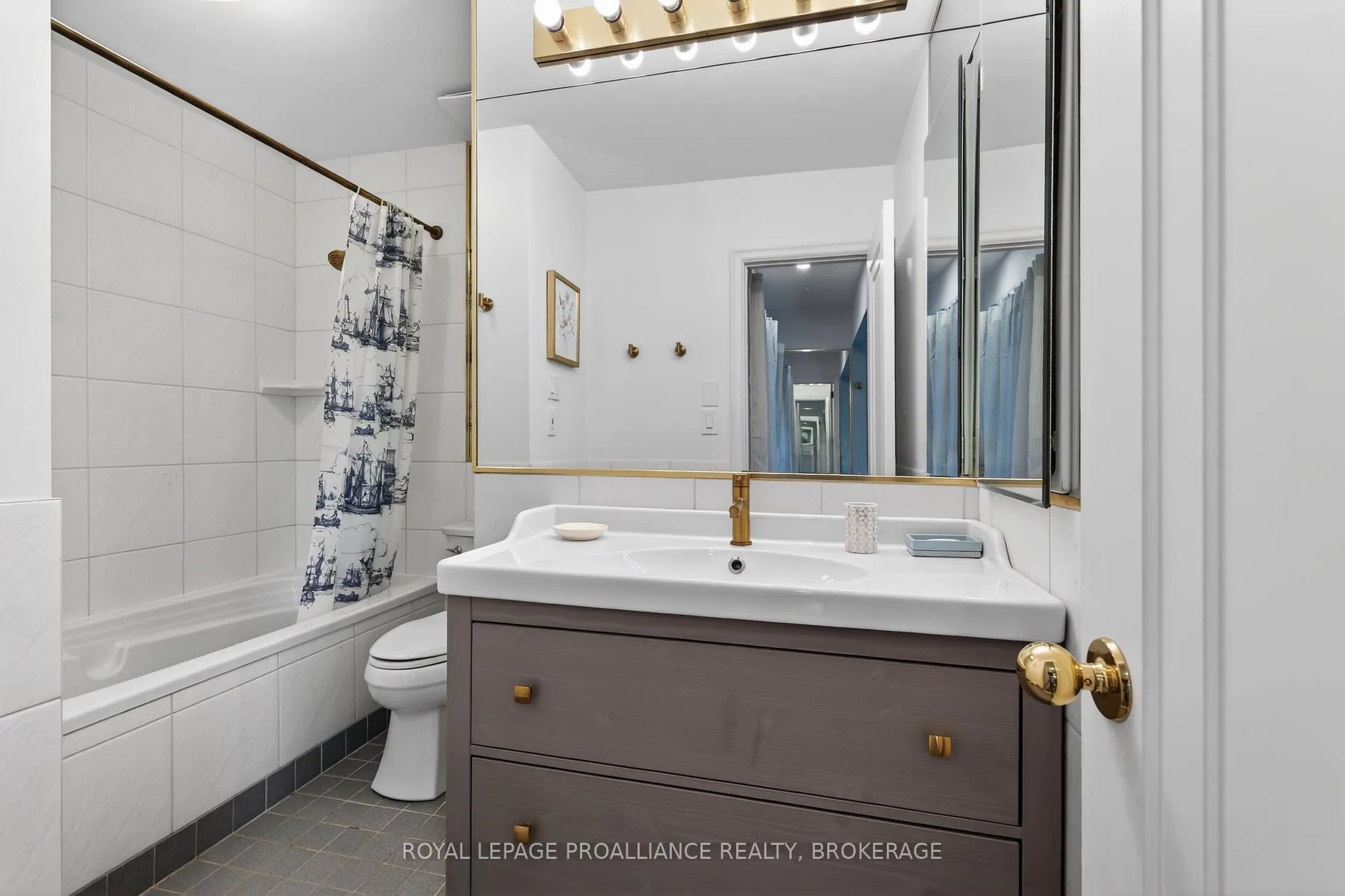 Photo 28 of 304 Willingdon Avenue, Kingston, Central City East — HOMEH