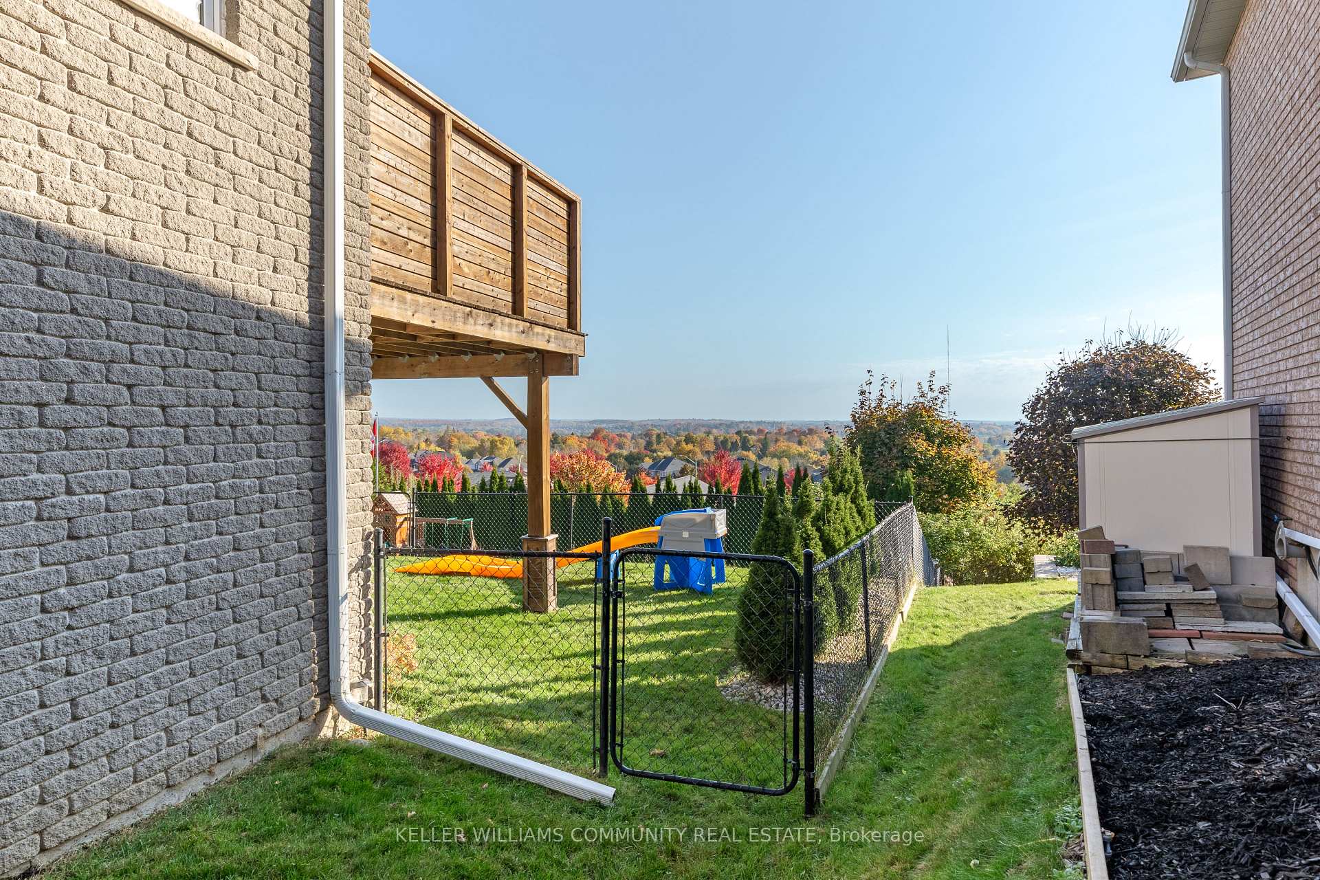 Photo 42 of 1111 Baker Street W, Peterborough, Northcrest Ward 5 — HOMEH